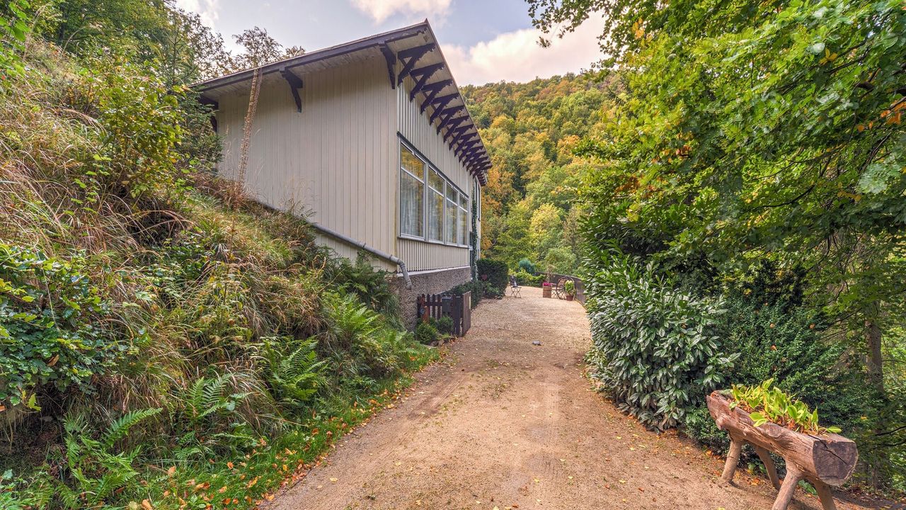 ExteriorSummer ExteriorSummer